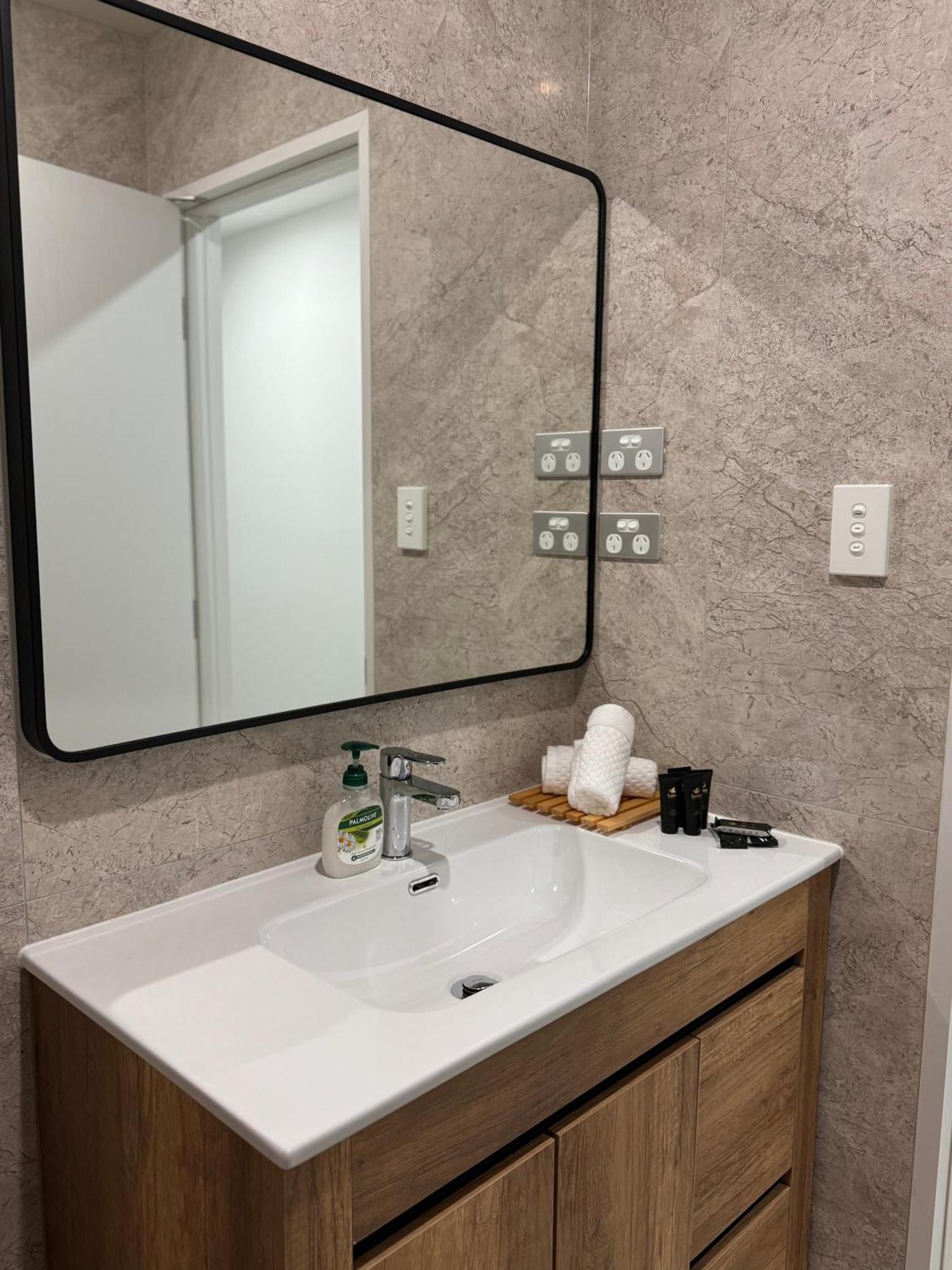 3Br Auckland Holiday Home Near Outlet Shops And Costco Buitenkant foto